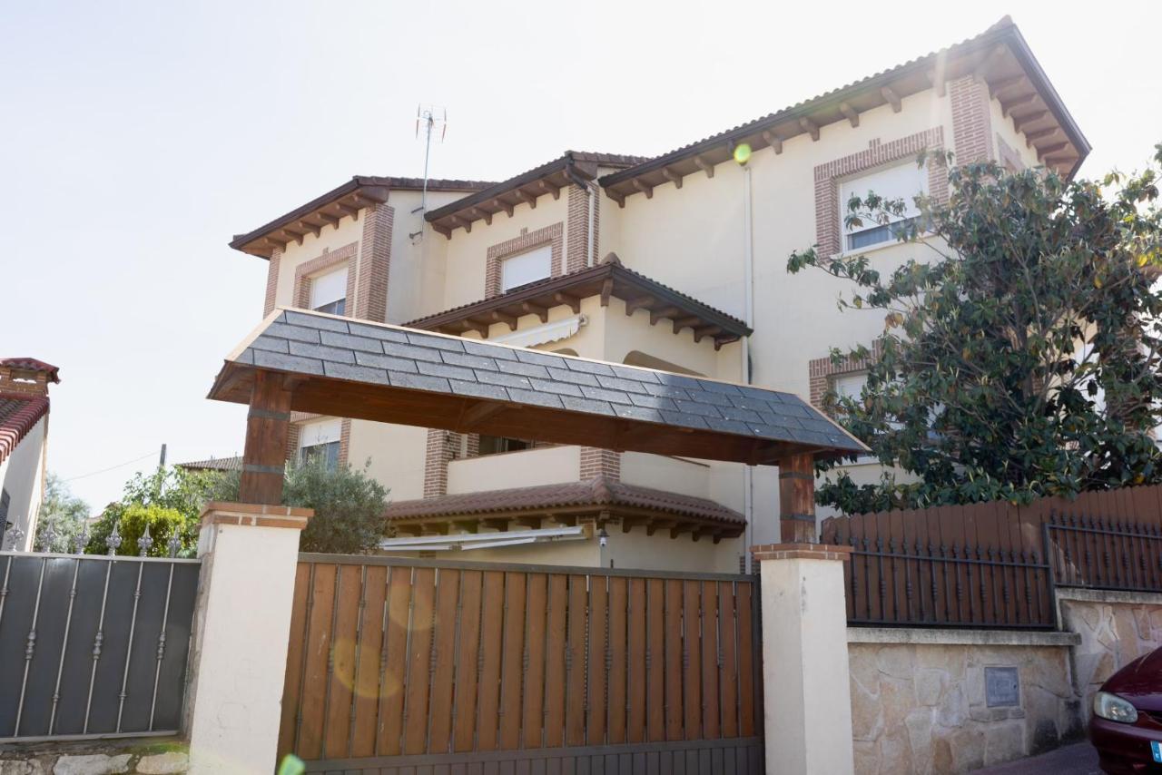 Ávila Casa Rural La Chistera מראה חיצוני תמונה